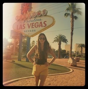 Meet your Posher, Anakaren